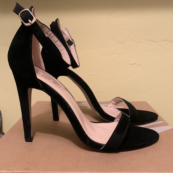 Top Moda Black Stiletto Heels, Size 8 *4 for $20* - Picture 3 of 3